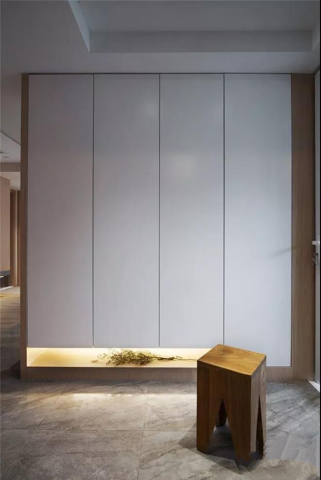 ����װ�����