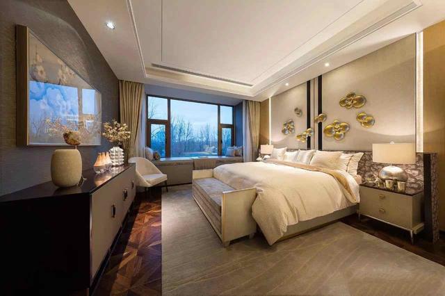 ����װ�����