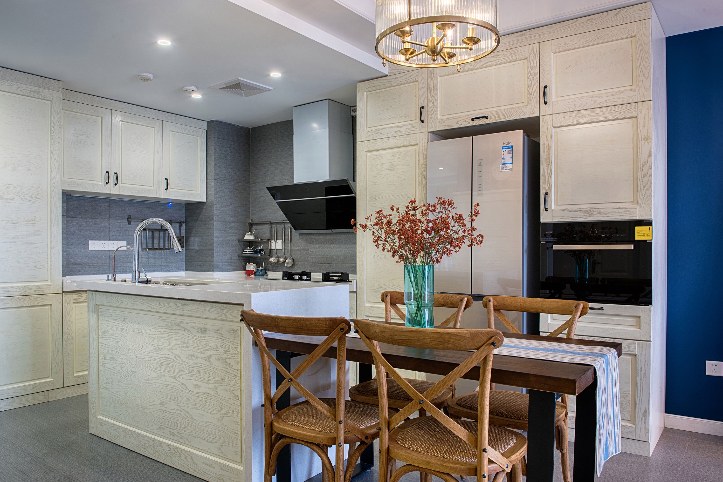 厨房.jpeg 厨房.jpeg