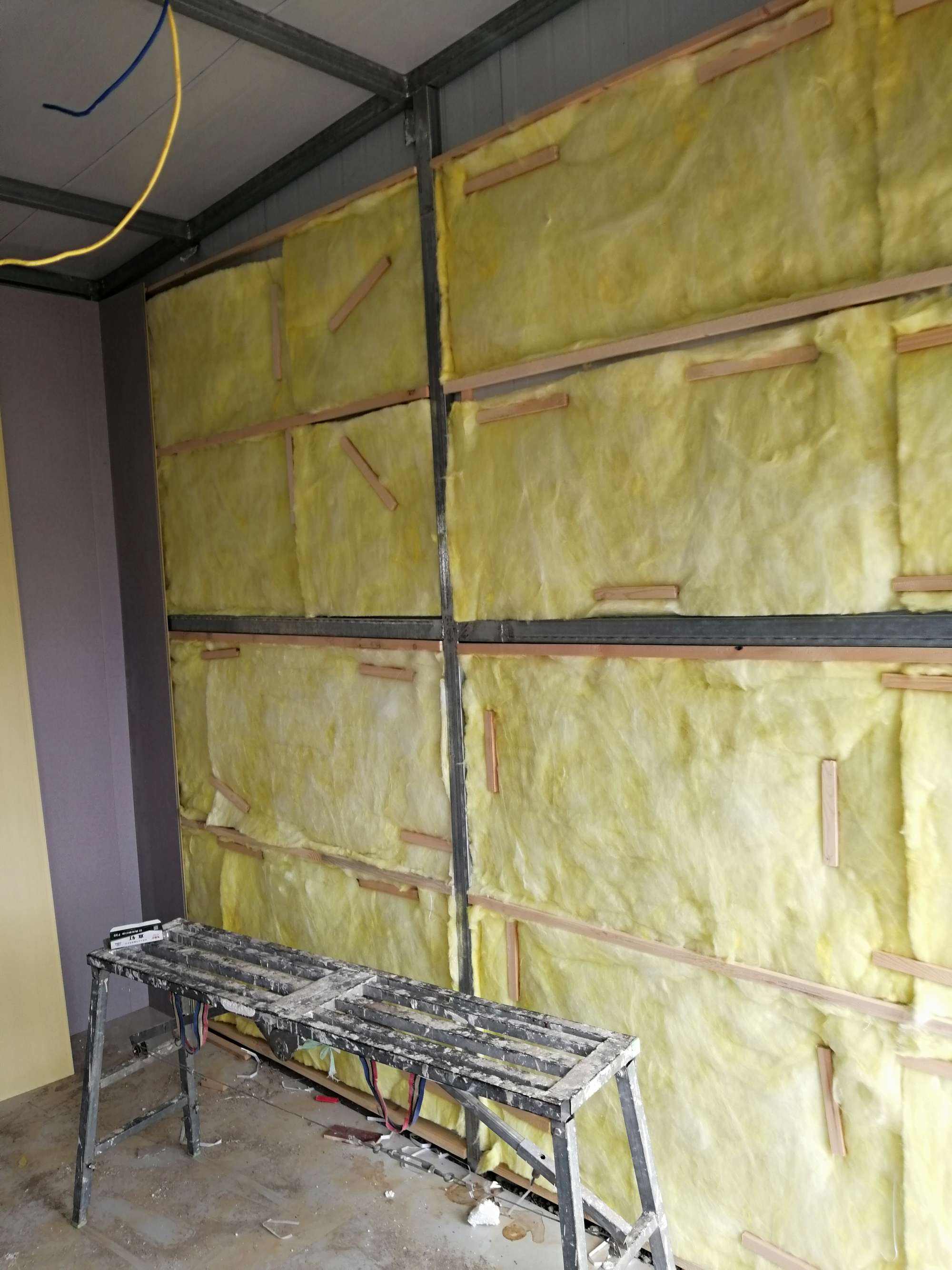 隔音棉施工.jpeg 隔音棉施工.jpeg