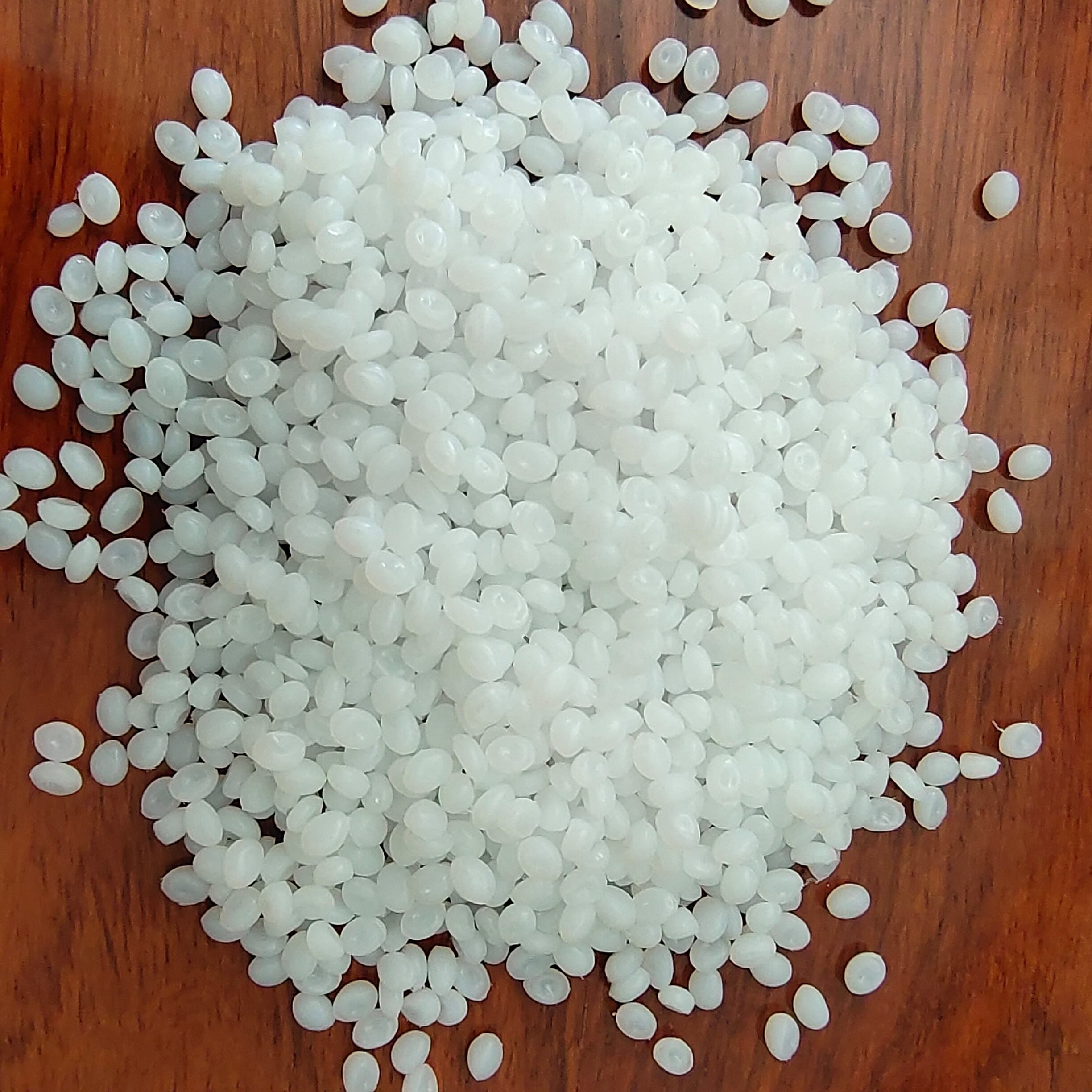 聚对苯二甲酸丁二醇酯.jpeg 聚对苯二甲酸丁二醇酯.jpeg