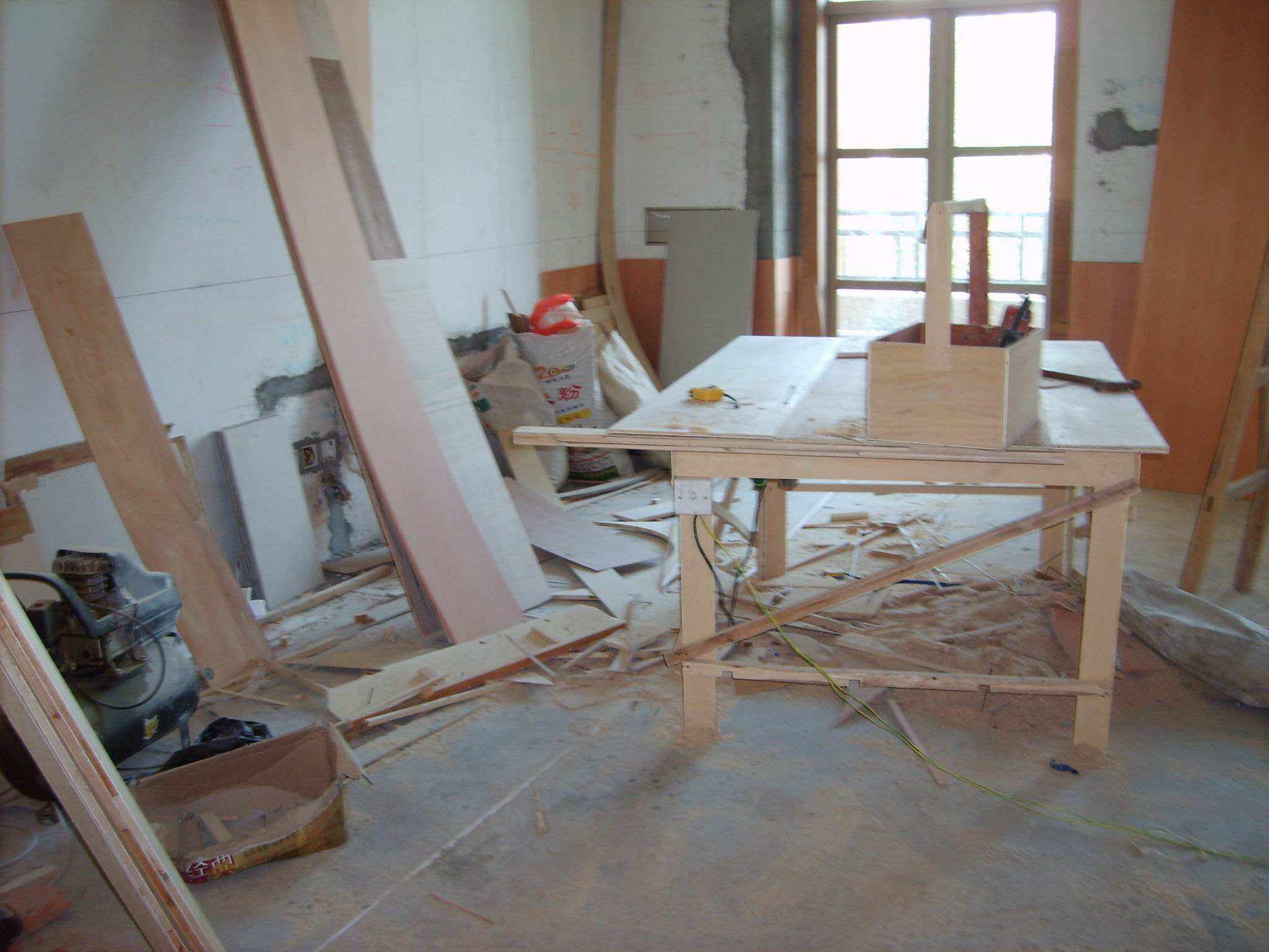 室内施工.jpeg 室内施工.jpeg