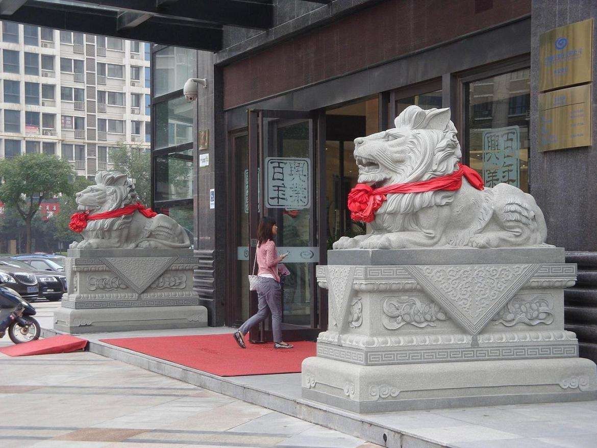 农村门口石狮子 (2).jpeg 农村门口石狮子 (2).jpeg