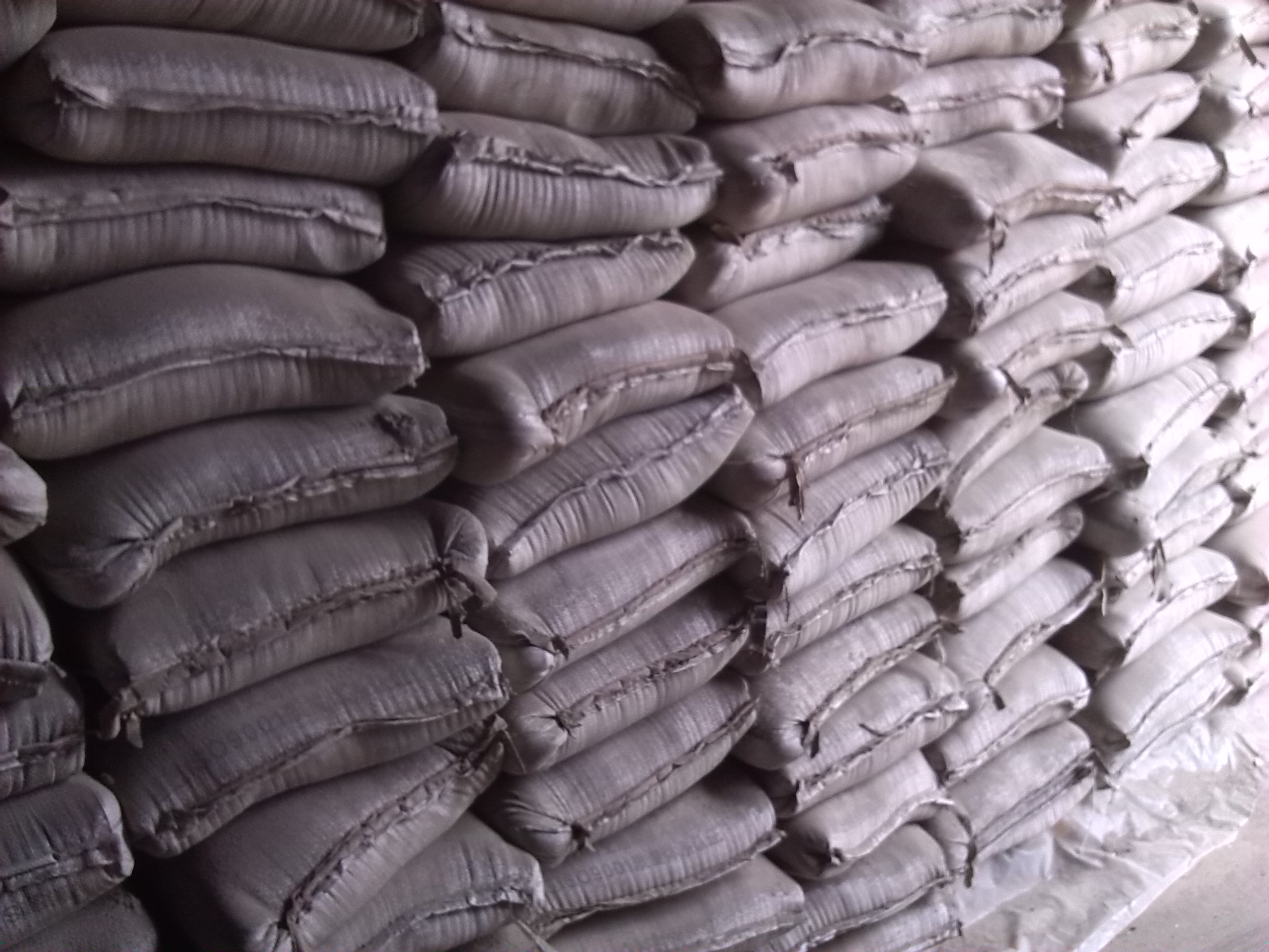 水泥.jpg 水泥.jpg