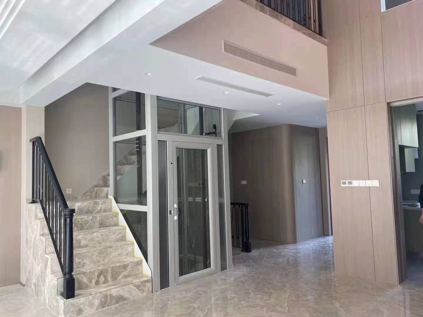 螺杆电梯.jpg 螺杆电梯.jpg