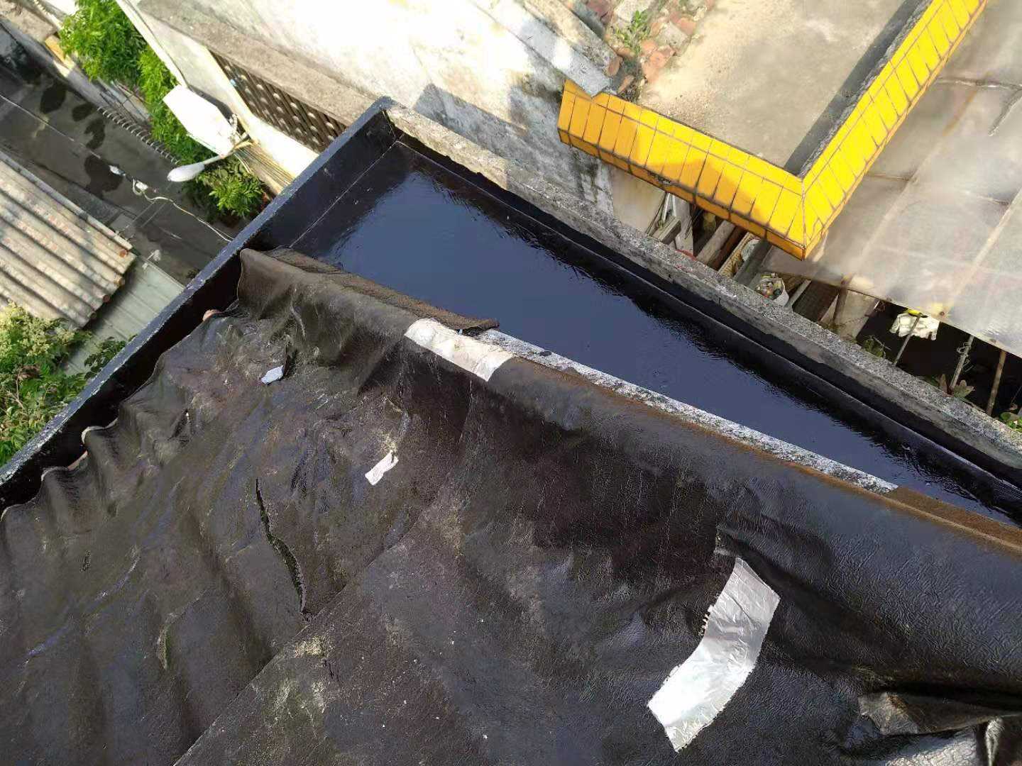 楼顶屋面防水用卷材好还是防水涂料好.jpeg 楼顶屋面防水用卷材好还是防水涂料好.jpeg