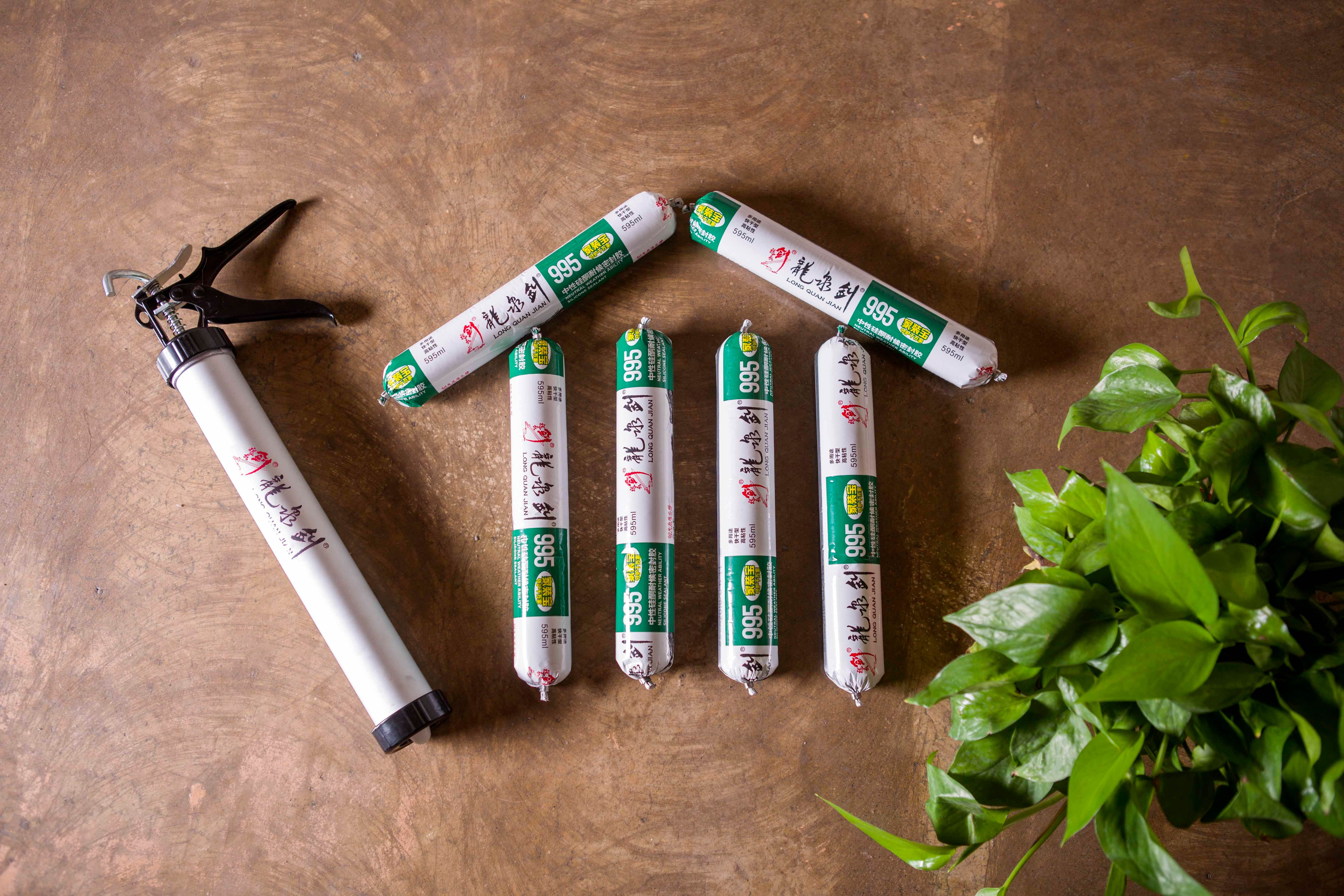 玻璃胶选择什么颜色.jpeg 玻璃胶选择什么颜色.jpeg