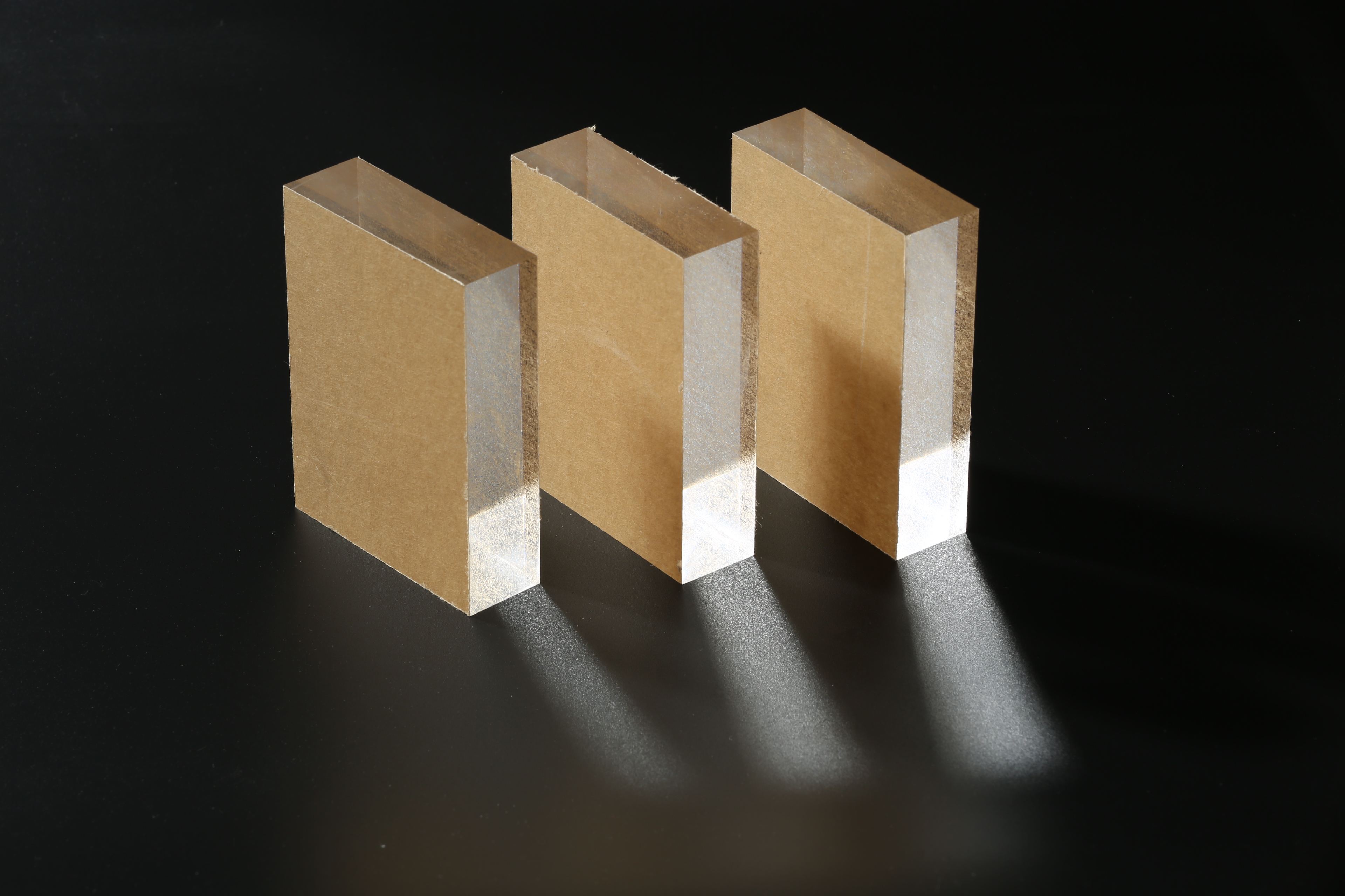 亚克力 (2).jpeg 亚克力 (2).jpeg