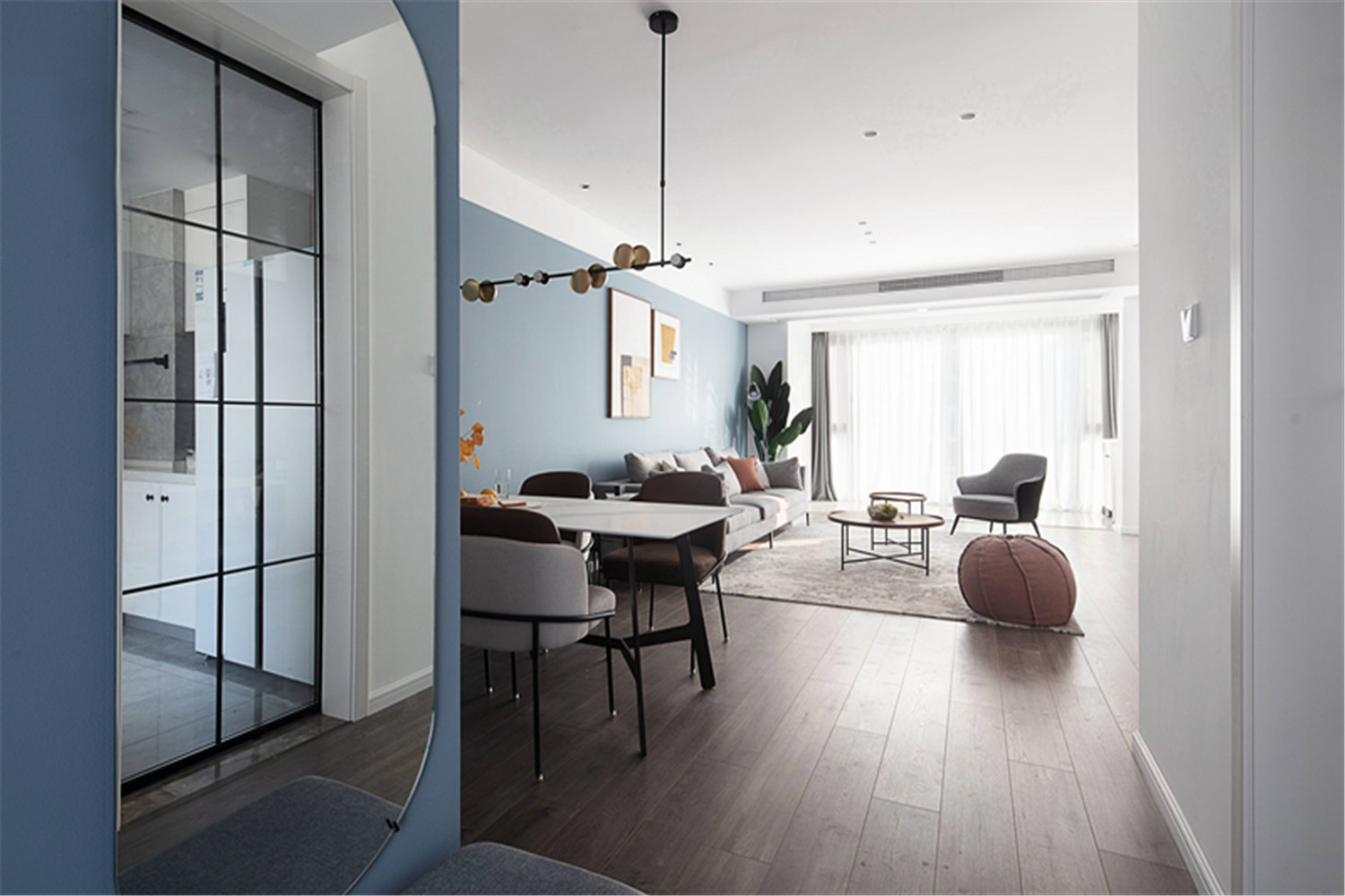 客厅镜子摆放位置注意事项.jpg 客厅镜子摆放位置注意事项.jpg