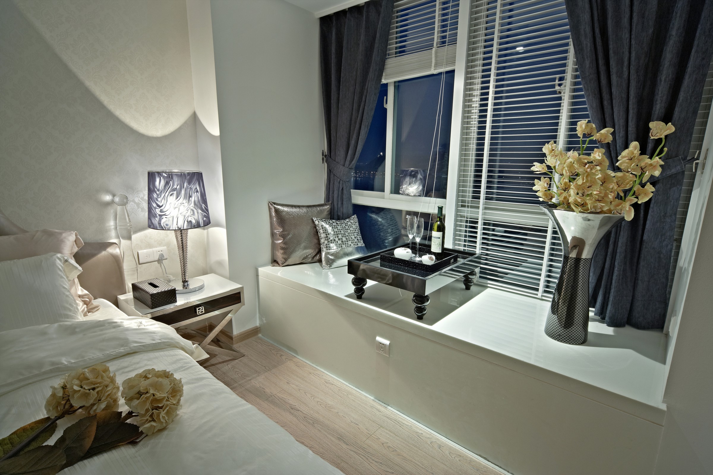 首先来看看有哪些不允许进行飘窗拆除的窗台结构:.jpg 首先来看看有哪些不允许进行飘窗拆除的窗台结构:.jpg