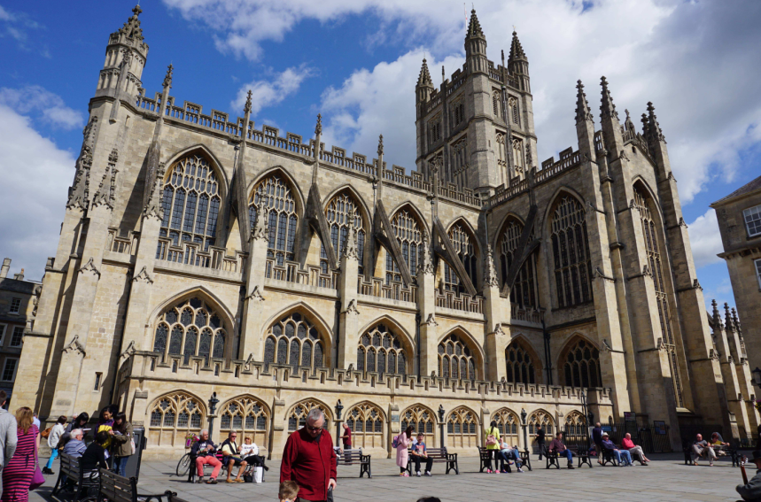 哥特式建筑风格特点.png 哥特式建筑风格特点.png