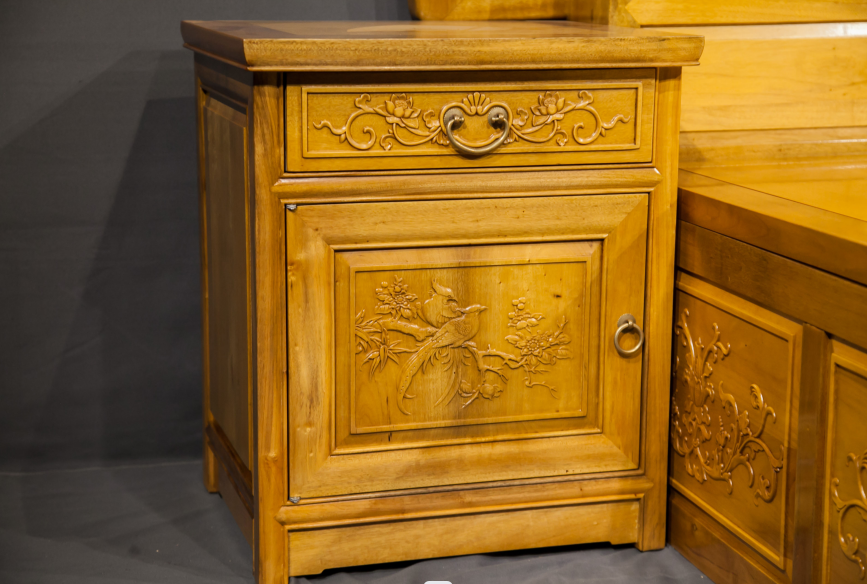 金丝楠木家具缺点.png 金丝楠木家具缺点.png