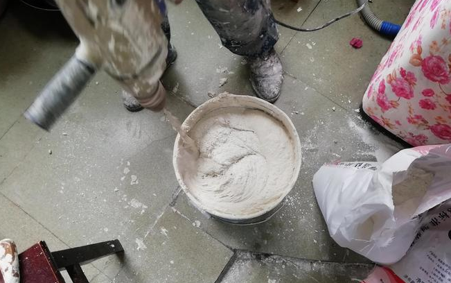 腻子粉需要刮几遍呢?三遍!三遍!三遍.png 腻子粉需要刮几遍呢?三遍!三遍!三遍.png