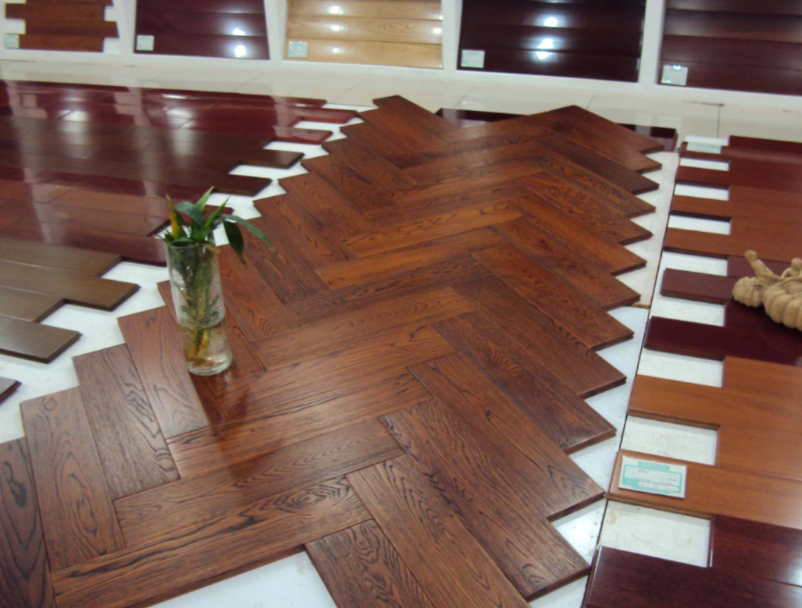 什么是栎木地板.png 什么是栎木地板.png