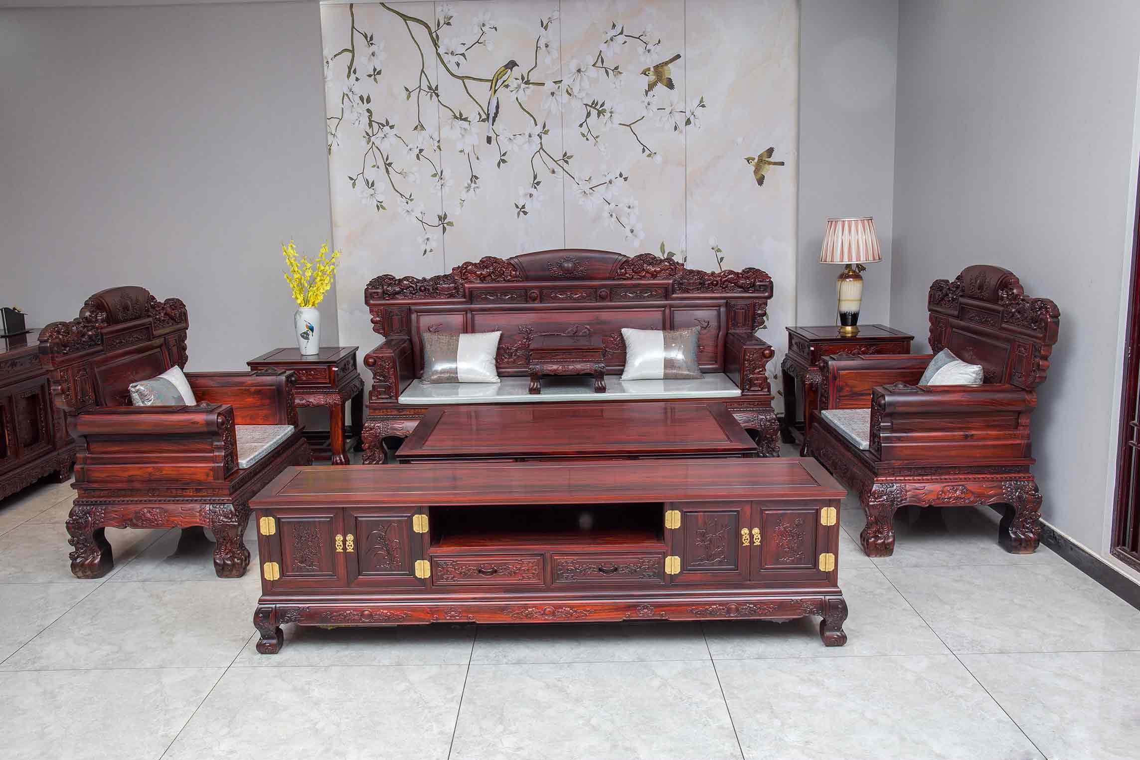 如何辨别红木家具的真假?.jpg 如何辨别红木家具的真假?.jpg