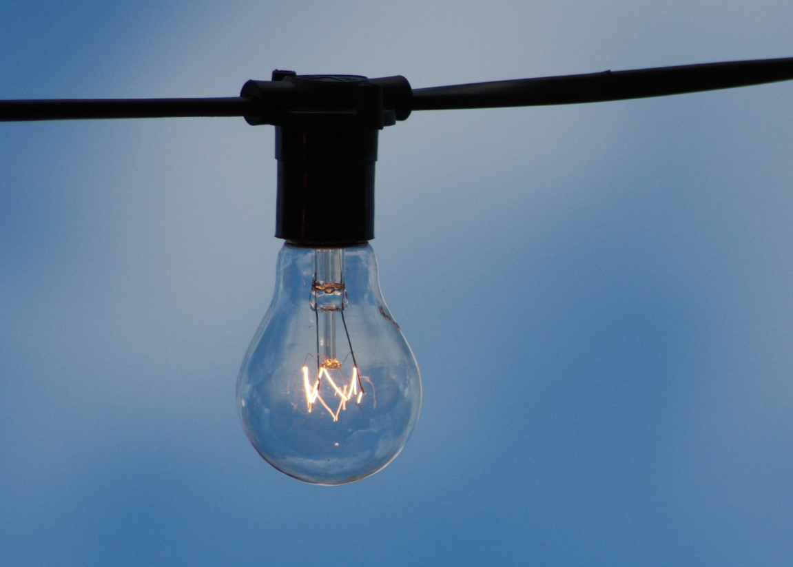 电灯泡闪烁是什么原因 (2).png 电灯泡闪烁是什么原因 (2).png