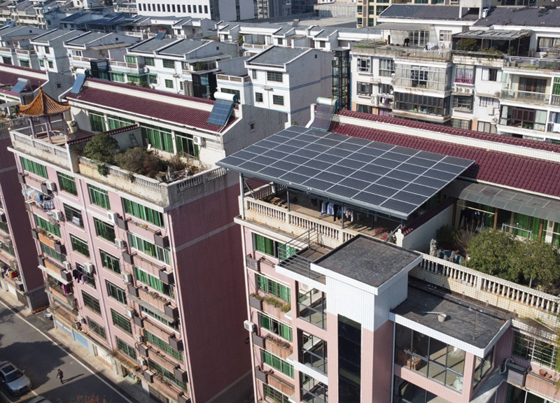 遇到屋顶漏水先找物业和开发商.png 遇到屋顶漏水先找物业和开发商.png