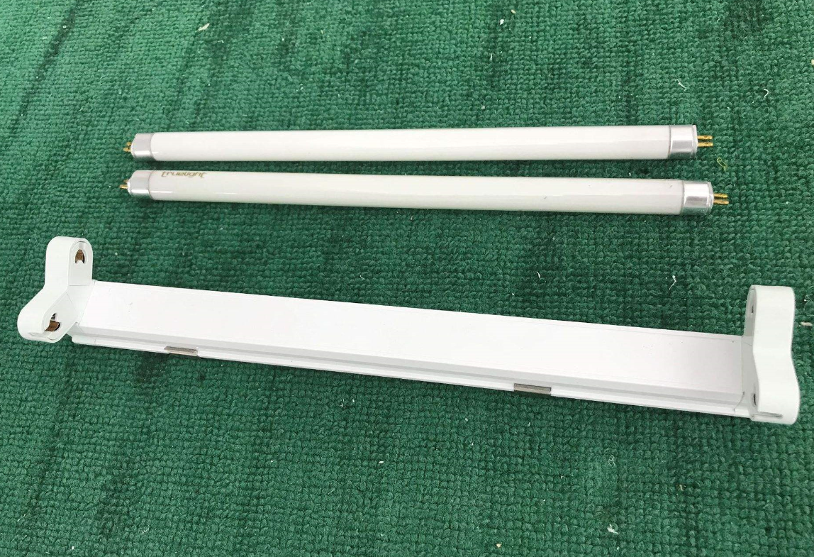 如何挑选日光灯 (2).png 如何挑选日光灯 (2).png