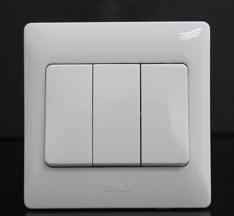 三控开关更换方法.png 三控开关更换方法.png