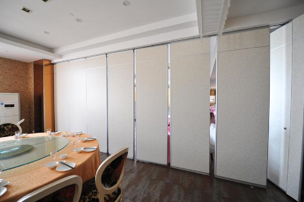 租住打隔断客厅应注意什么.png 租住打隔断客厅应注意什么.png