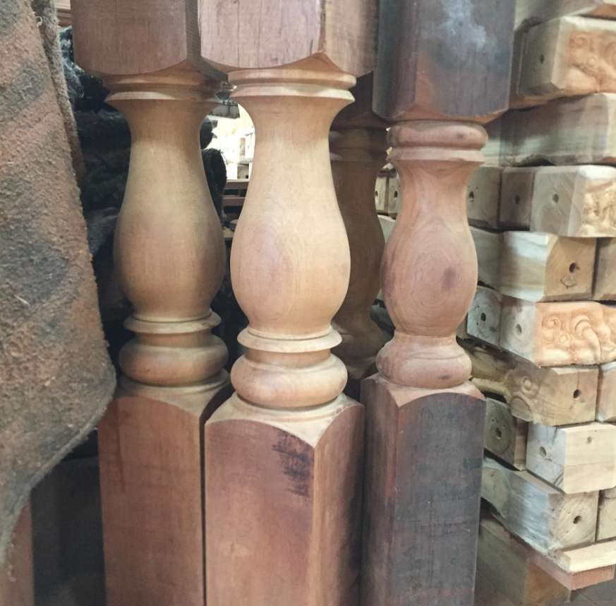 实木楼梯的优缺点.png 实木楼梯的优缺点.png