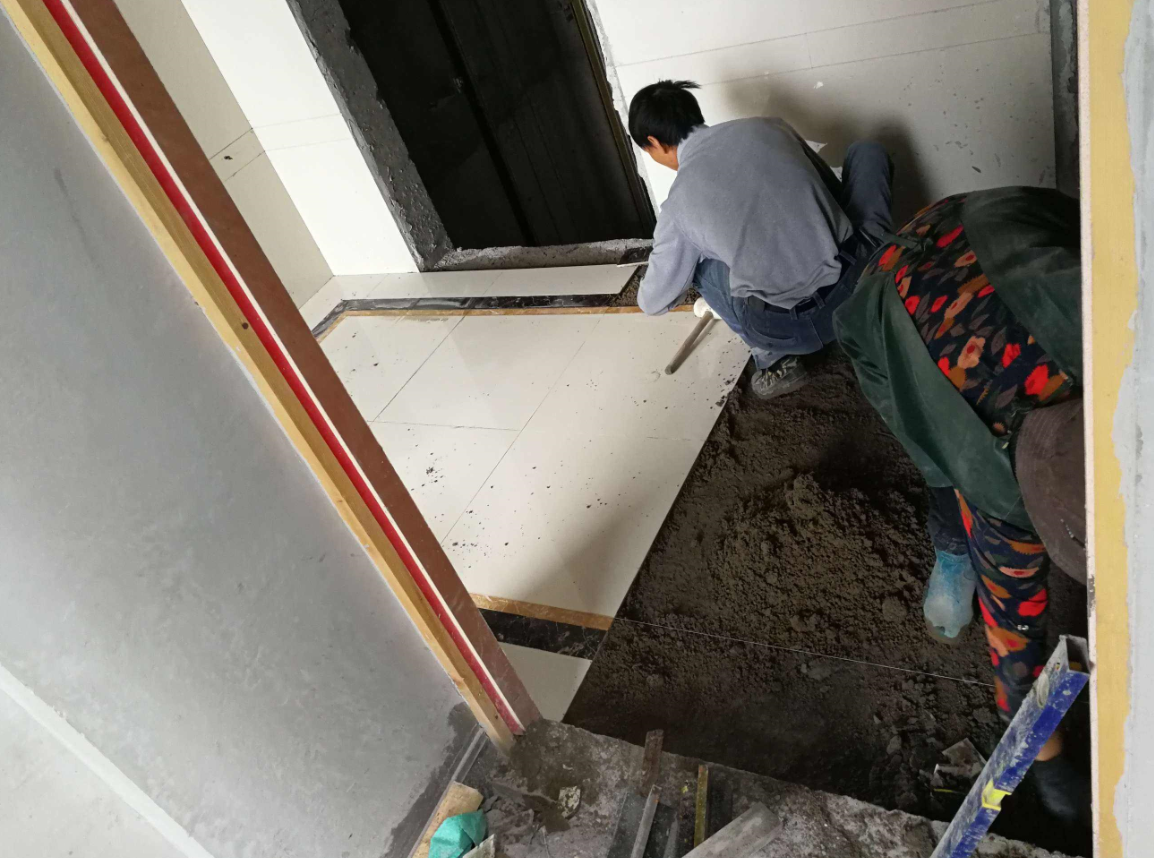 地砖铺贴的施工工艺 (2).png 地砖铺贴的施工工艺 (2).png