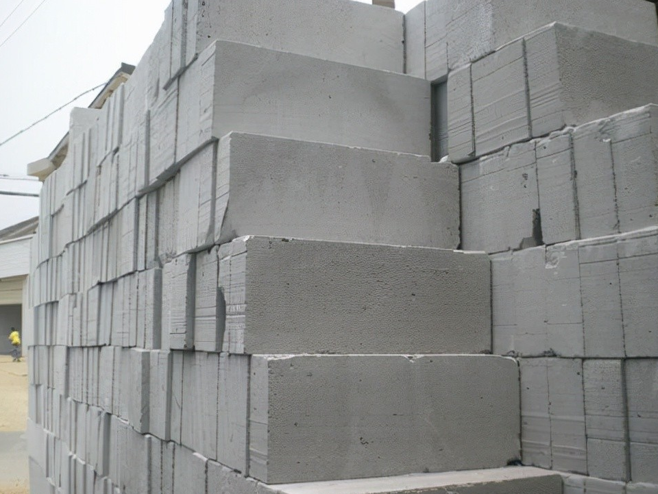 水泥砖和红砖哪个好.png 水泥砖和红砖哪个好.png