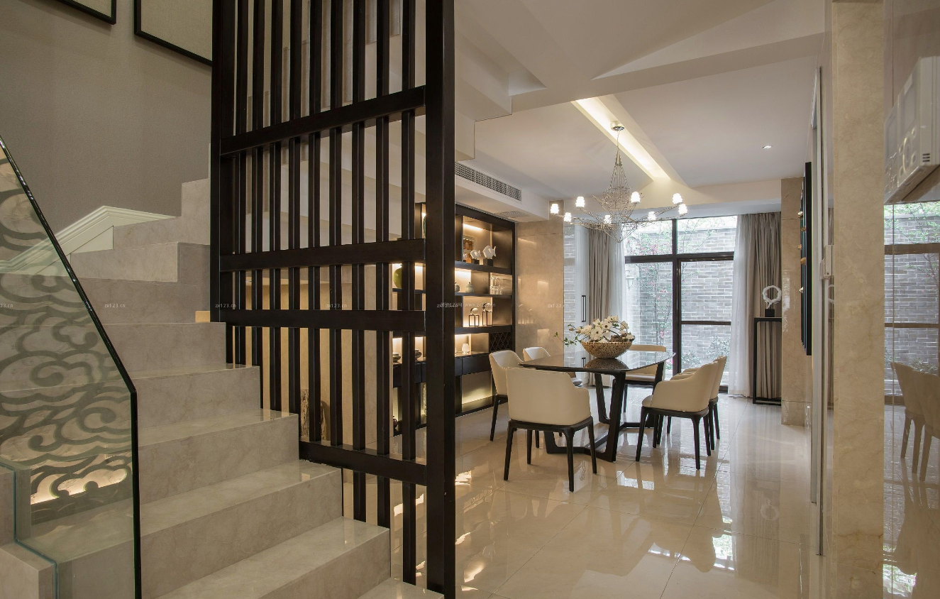 楼梯扶手如何清洁.png 楼梯扶手如何清洁.png