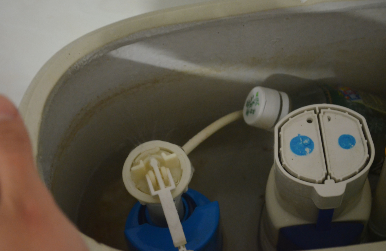 如何预防抽水马桶漏水反臭.png 如何预防抽水马桶漏水反臭.png