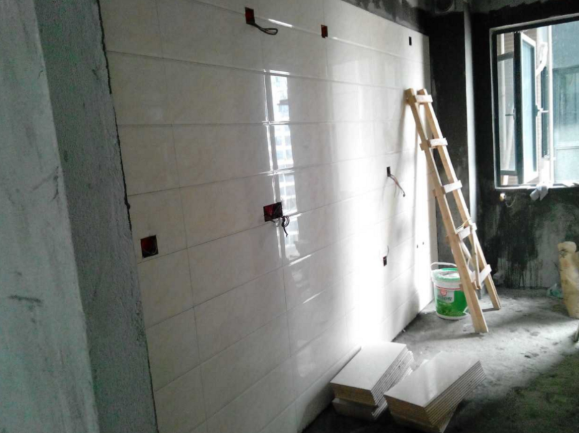 铺地砖的注意事项.png 铺地砖的注意事项.png