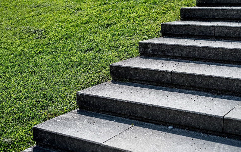 楼梯用哪种材质比较好?.png 楼梯用哪种材质比较好?.png