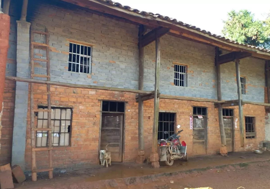 危房申报流程.png 危房申报流程.png