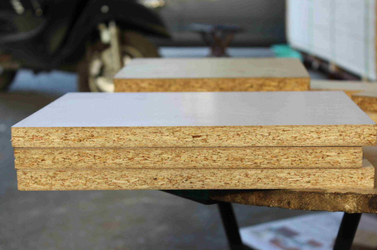 人造板和实木板的不同特性.png 人造板和实木板的不同特性.png