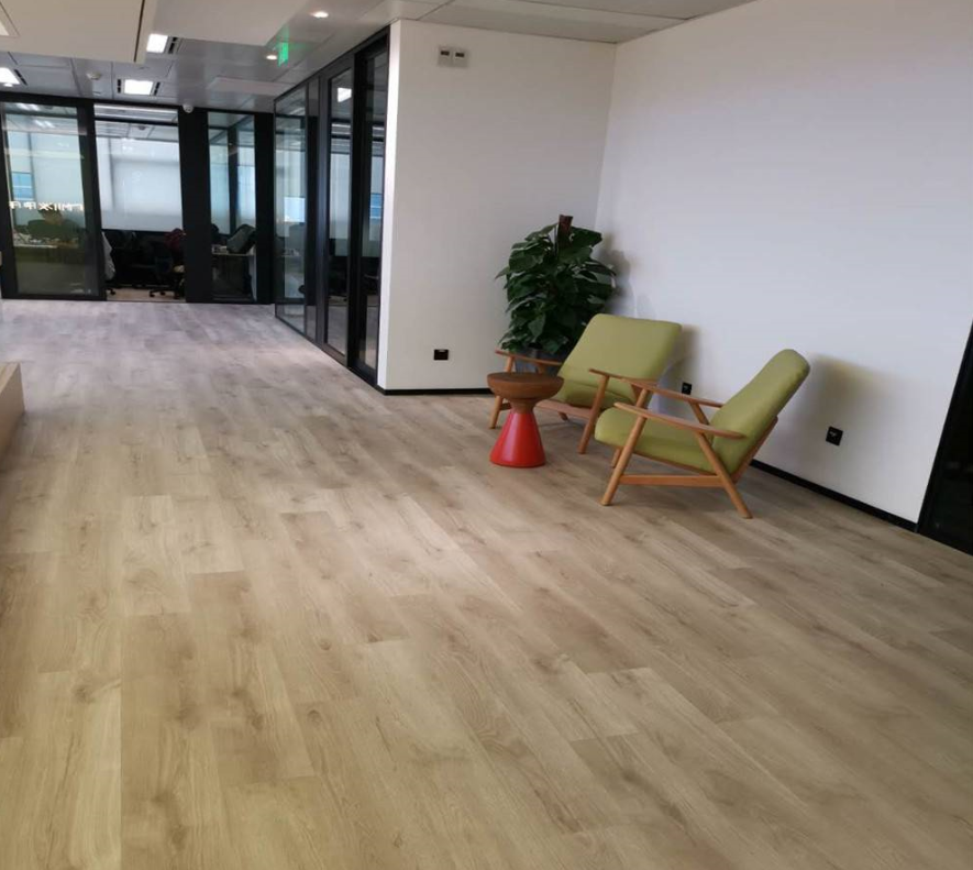 石塑地板水泥地面能安装吗.png 石塑地板水泥地面能安装吗.png