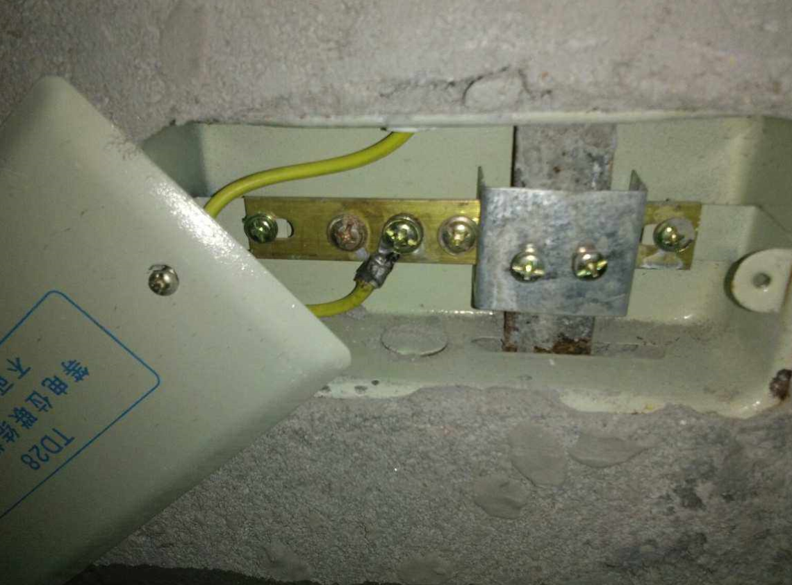 等电位连接的作用.png 等电位连接的作用.png