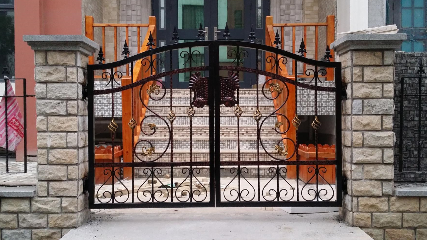 大门对大门好不好两家 (3).png 大门对大门好不好两家 (3).png