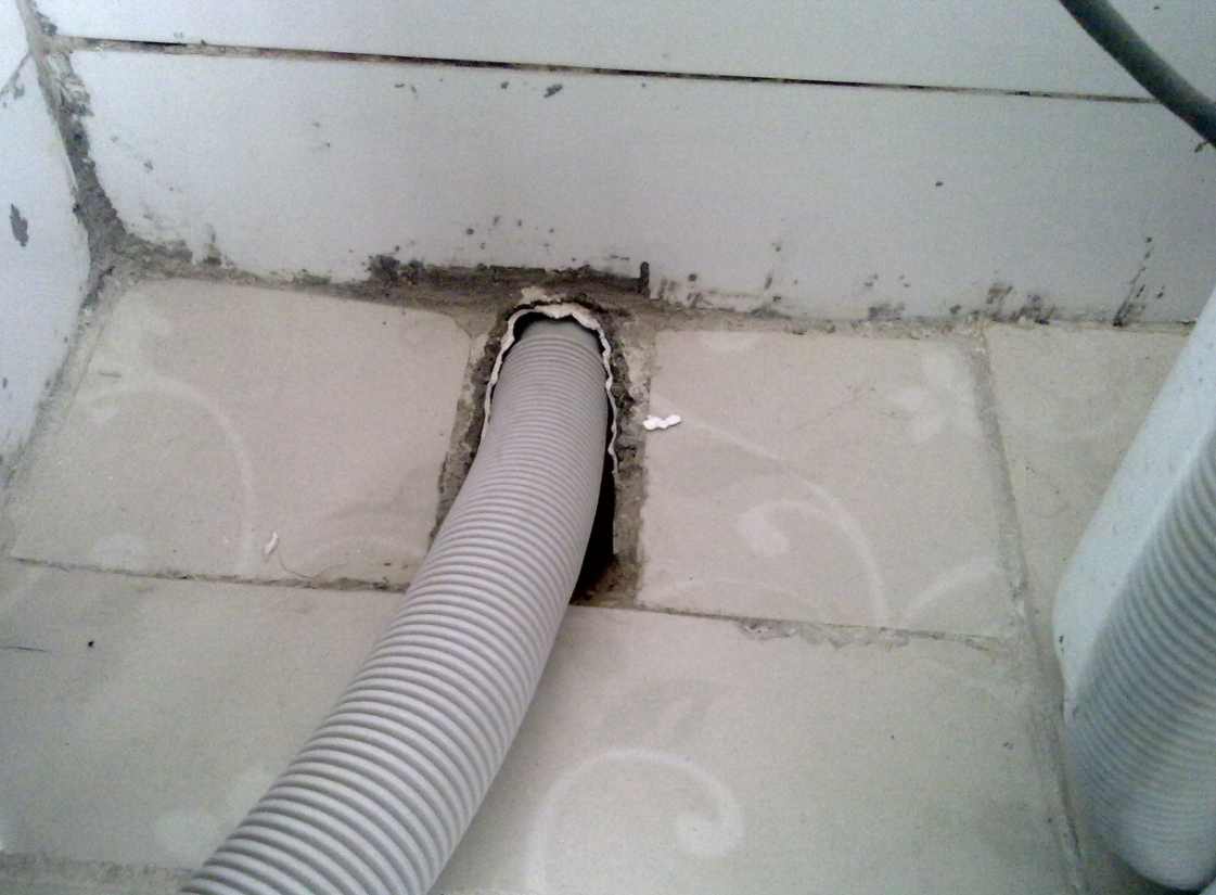 关于卫生间地漏下水慢怎么办,注意这三点.png 关于卫生间地漏下水慢怎么办,注意这三点.png