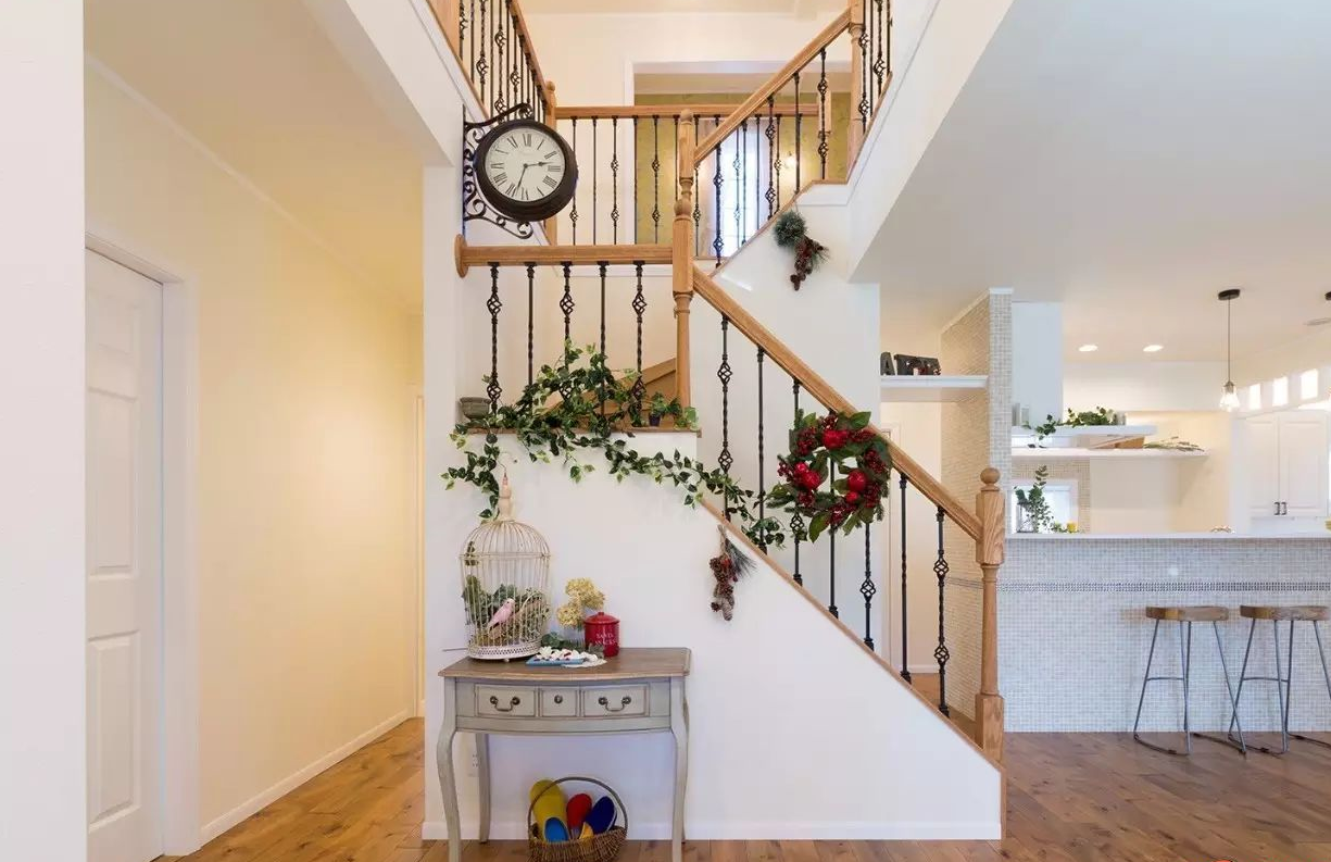 楼梯间设计如何做 (2).png 楼梯间设计如何做 (2).png