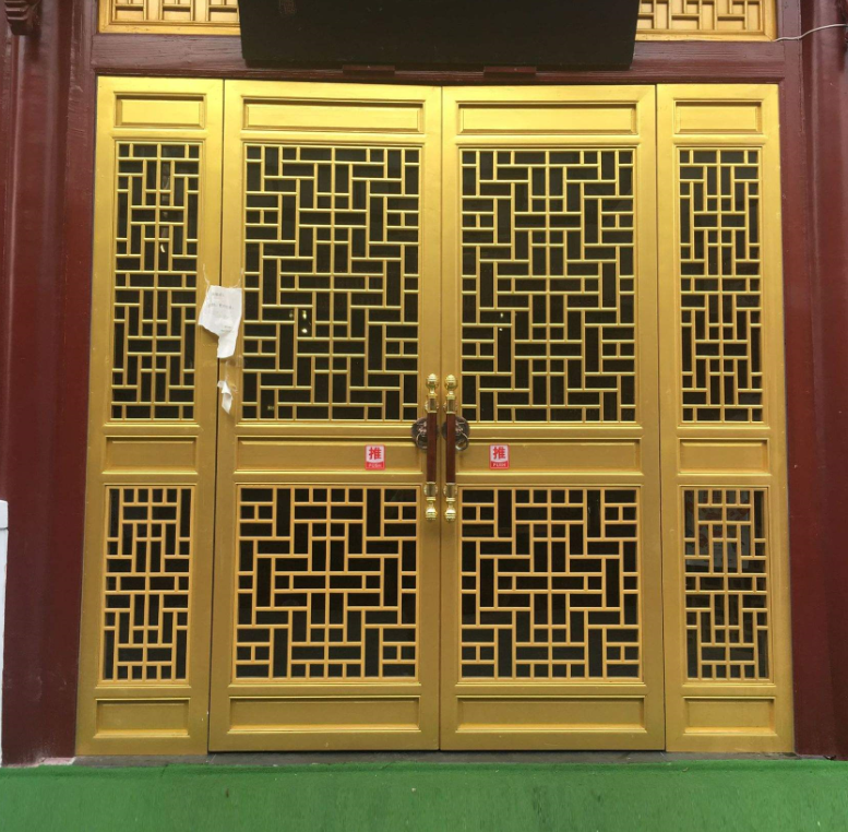 铜门的优缺点.png 铜门的优缺点.png