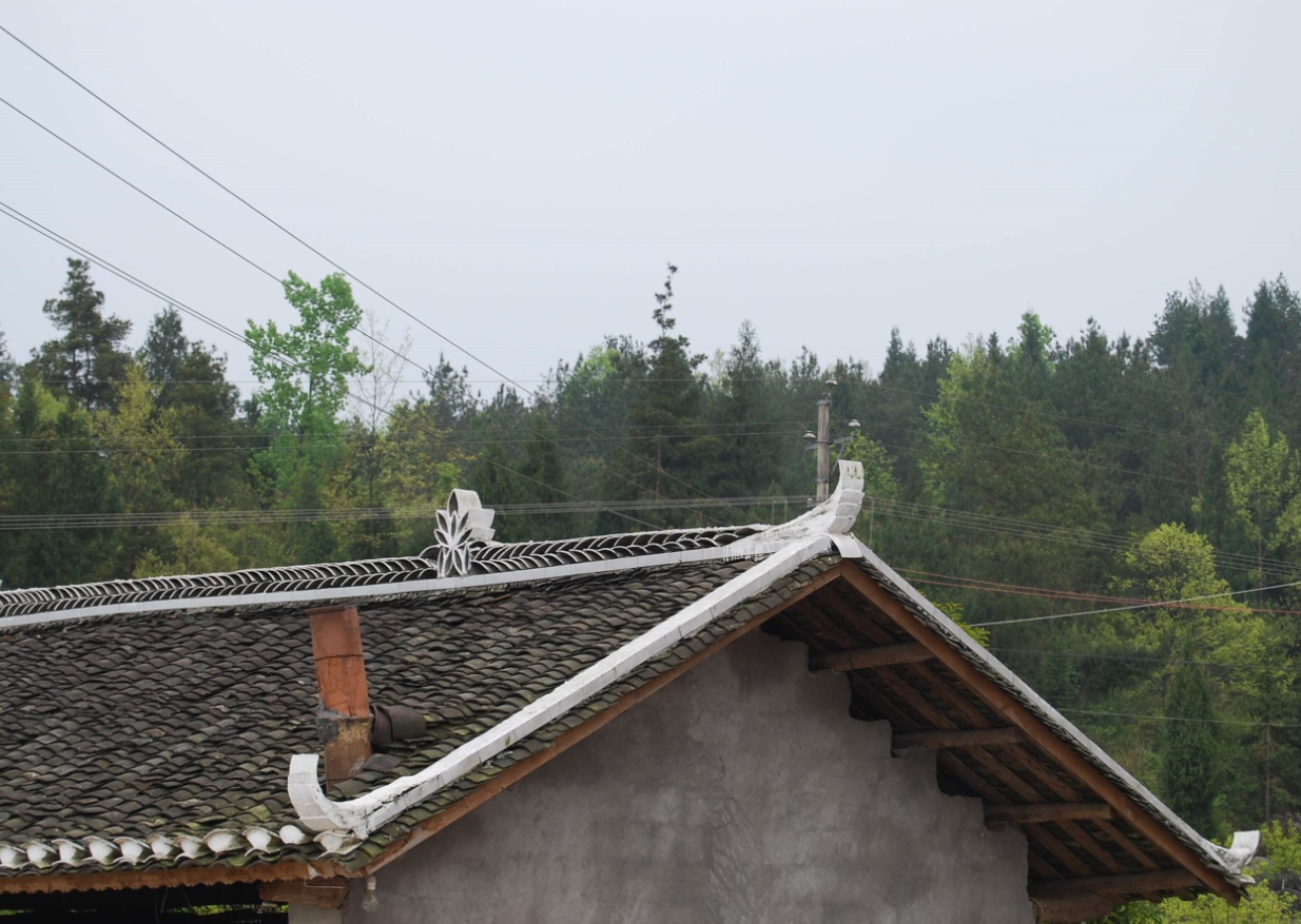 农村自建房盖房坡屋顶优势.png 农村自建房盖房坡屋顶优势.png